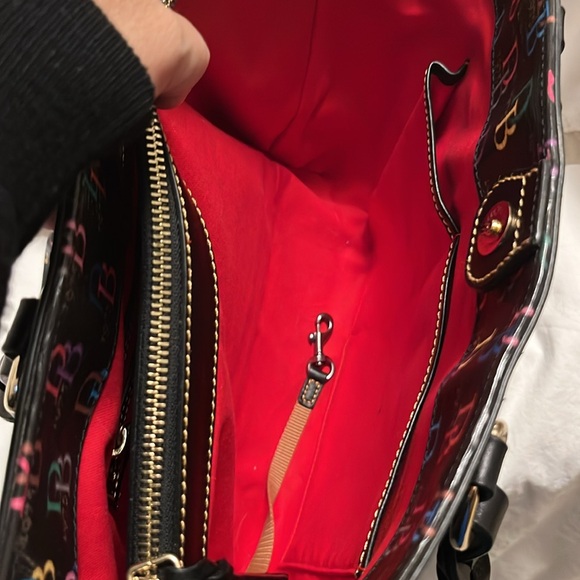 Dooney & Bourke Logo DB75 Nelly Tote - Picture 10 of 12